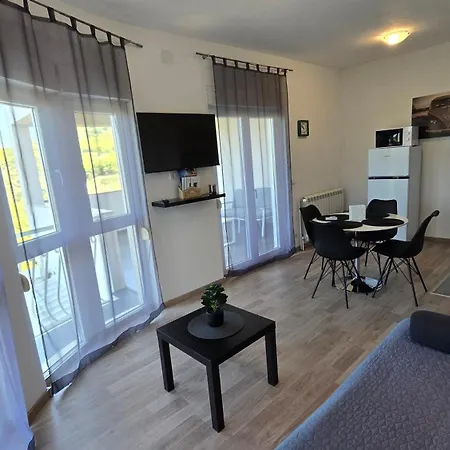 Appartement Carso Olea A2 *